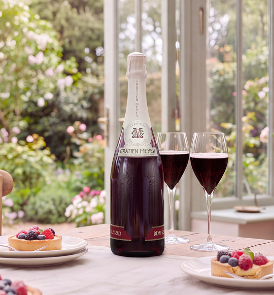 Gratien Meyer Cardinal Demi-Sec Rouge