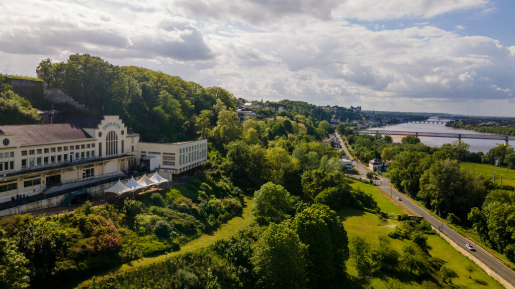 Salle de séminaire avec vue sur la Loire 